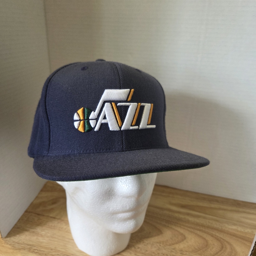 Mitchell & Ness Green and Navy Snapback Hat